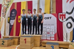 © tlw.  H. Lachinger u. L. Maier