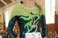 2016-019-136 Urbanek Franziska Althofen 1. AK 17-18 Oberstufe Oberstufe ÖTB Turn 10 LM (Large)